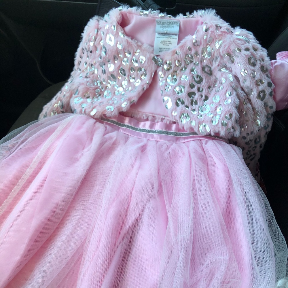Little girls pink beautiful dress!